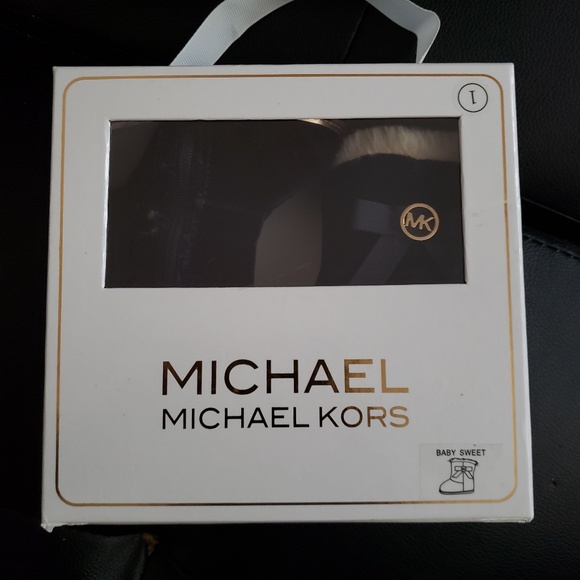 Baby MK boots sz1 - Picture 2 of 4